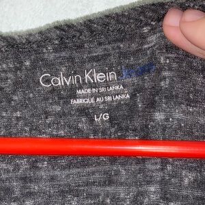 Calvin Klein t-shirt. never worn